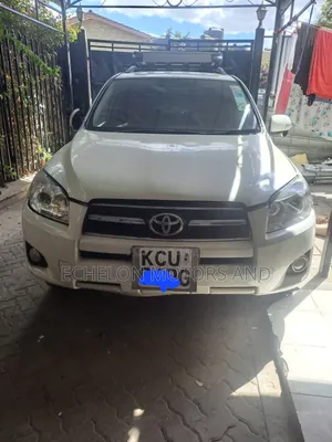 Toyota RAV4 2012 White
