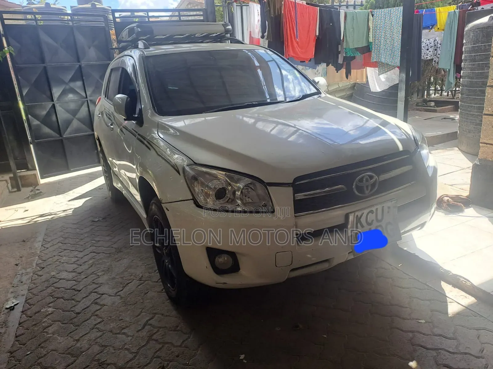 Toyota RAV4 2012 White