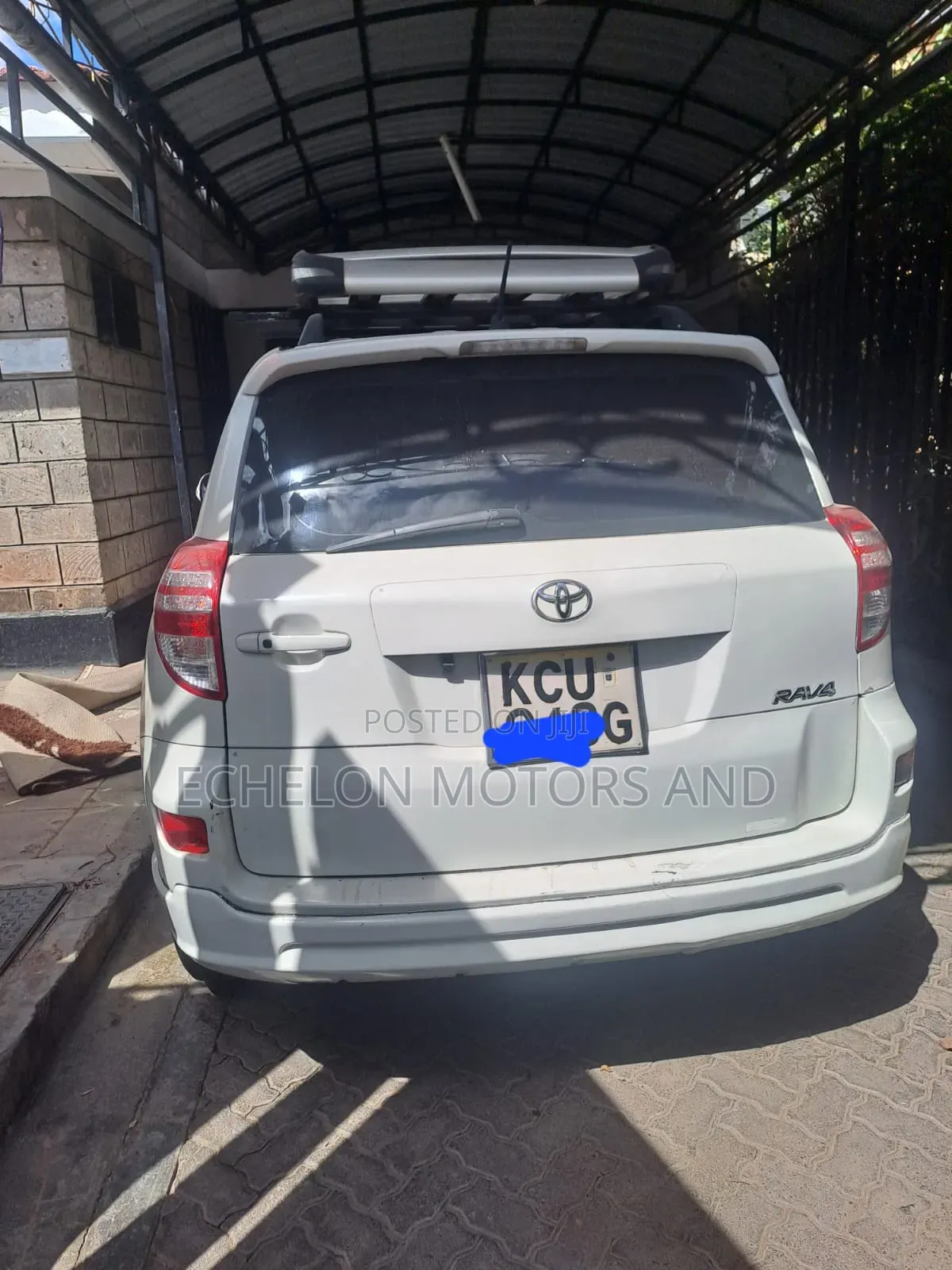Toyota RAV4 2012 White