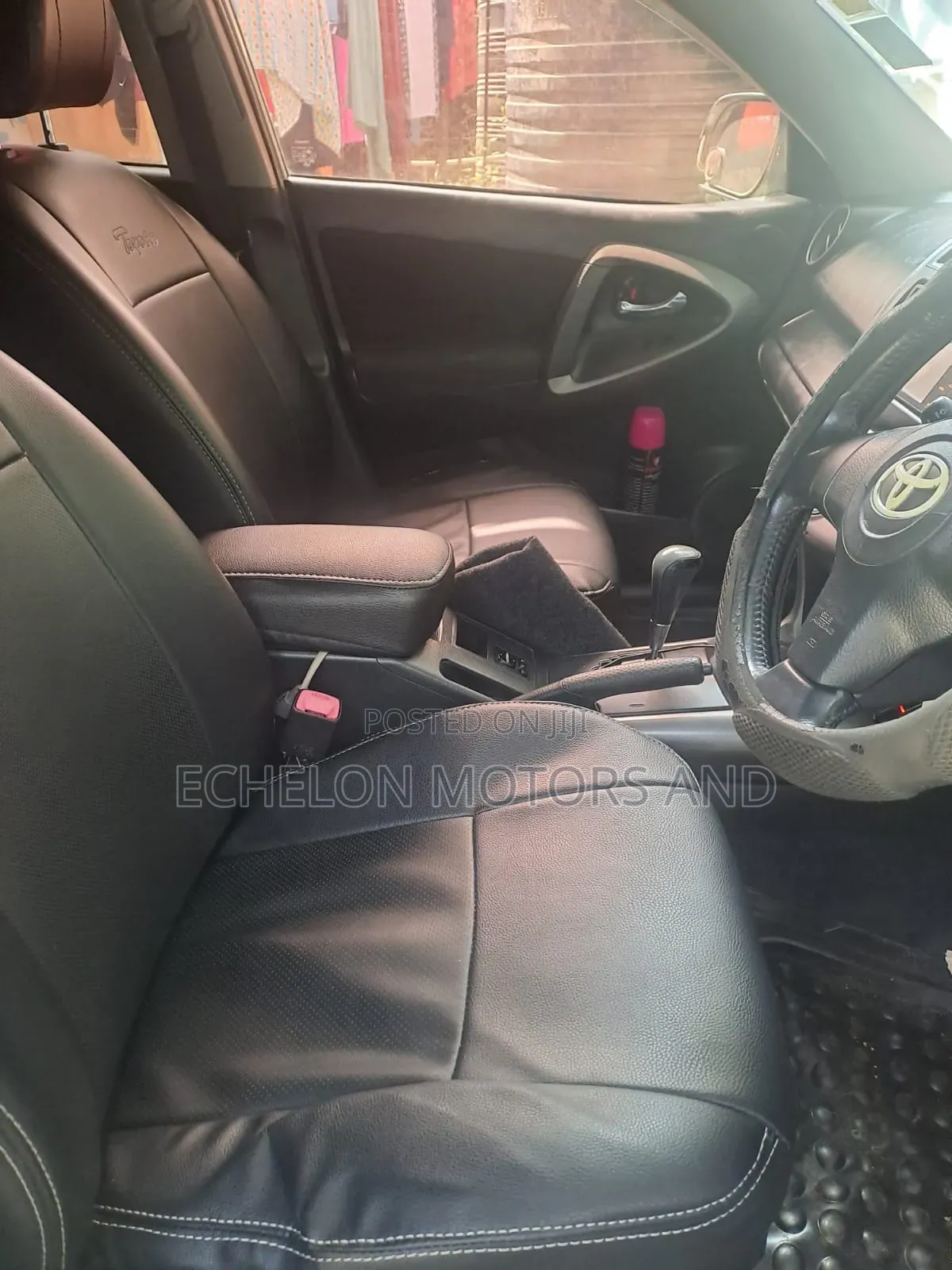 Toyota RAV4 2012 White