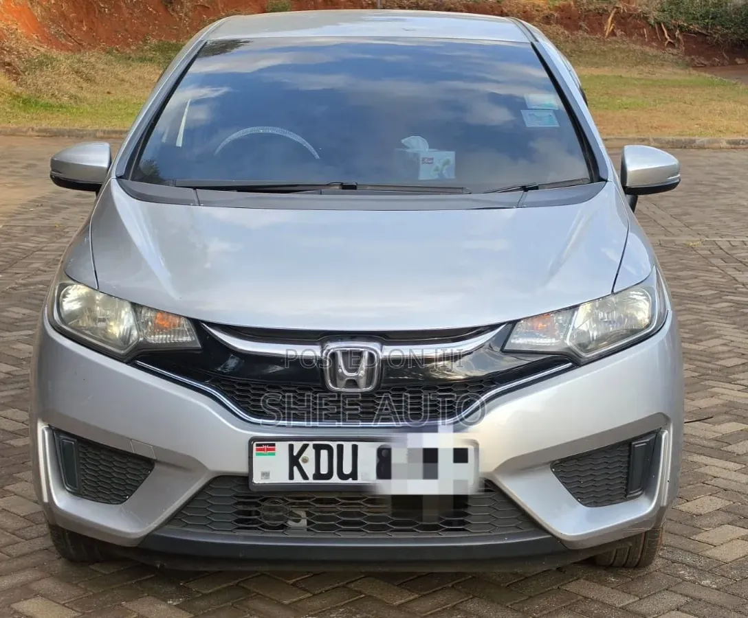 Honda Fit 2018 Silver