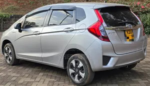 Honda Fit 2018 Silver