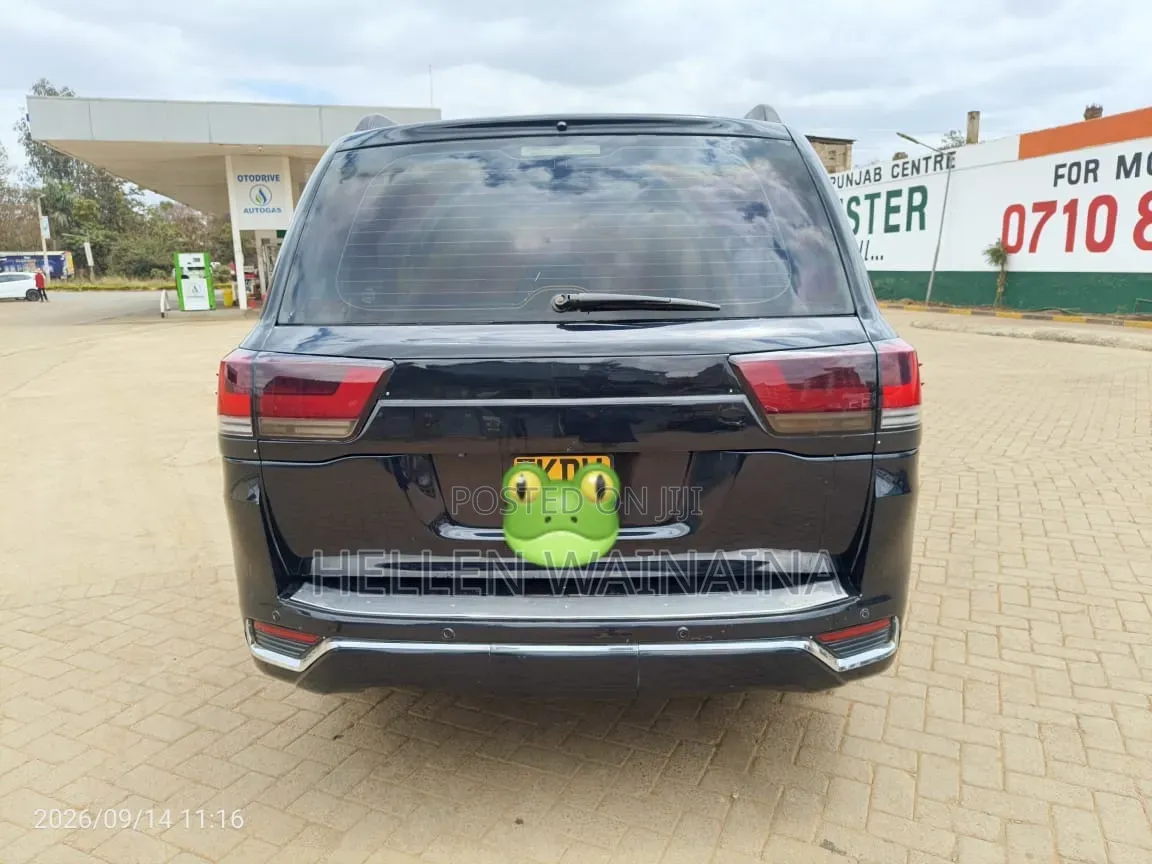 Toyota Land Cruiser Prado 2015 Black