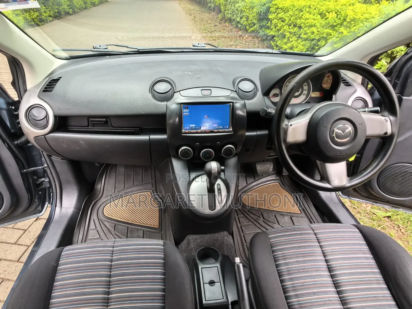 Mazda Demio 2010 Gray