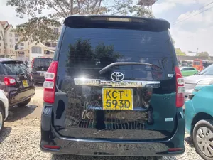 Toyota Noah 2012 Black