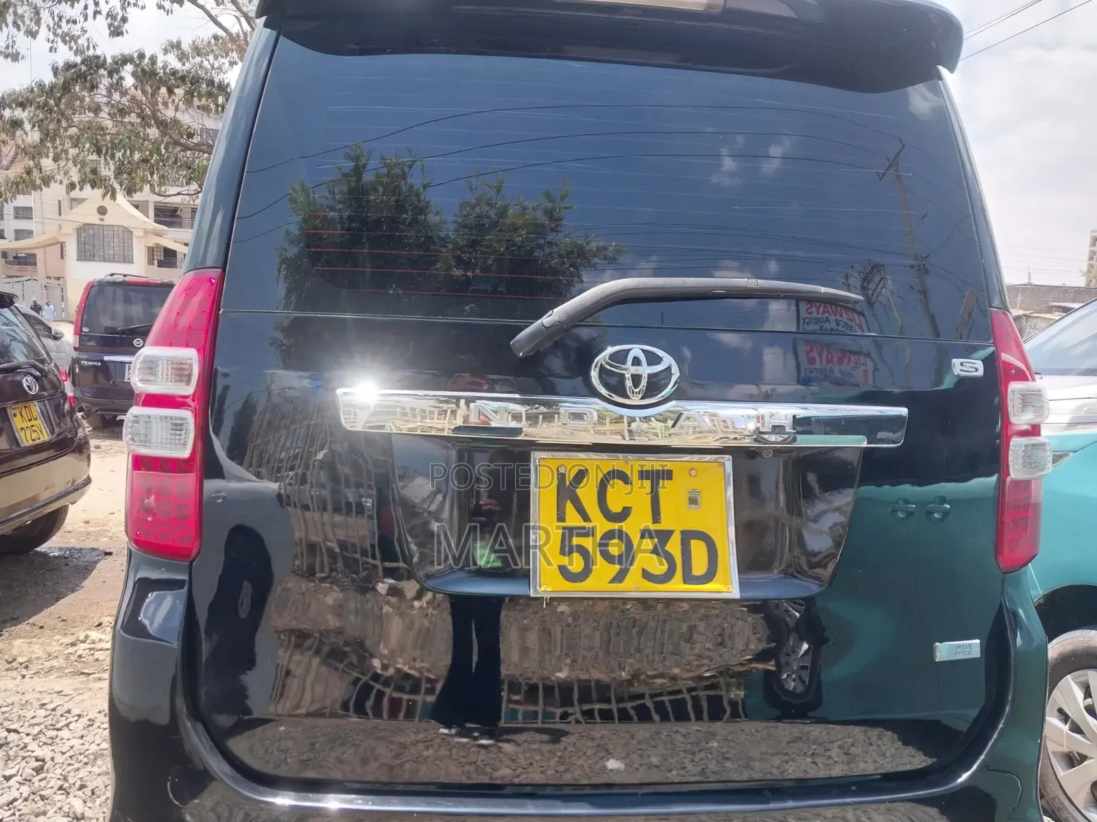 Toyota Noah 2012 Black