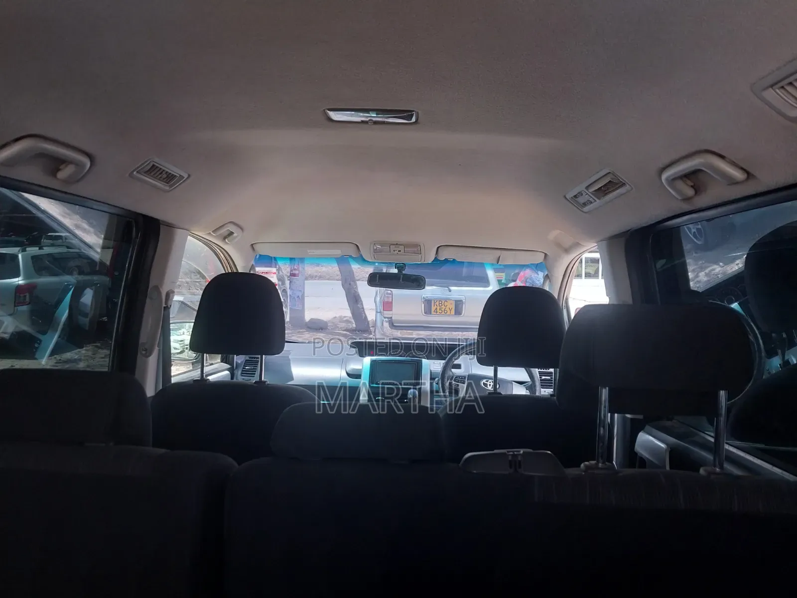 Toyota Noah 2012 Black
