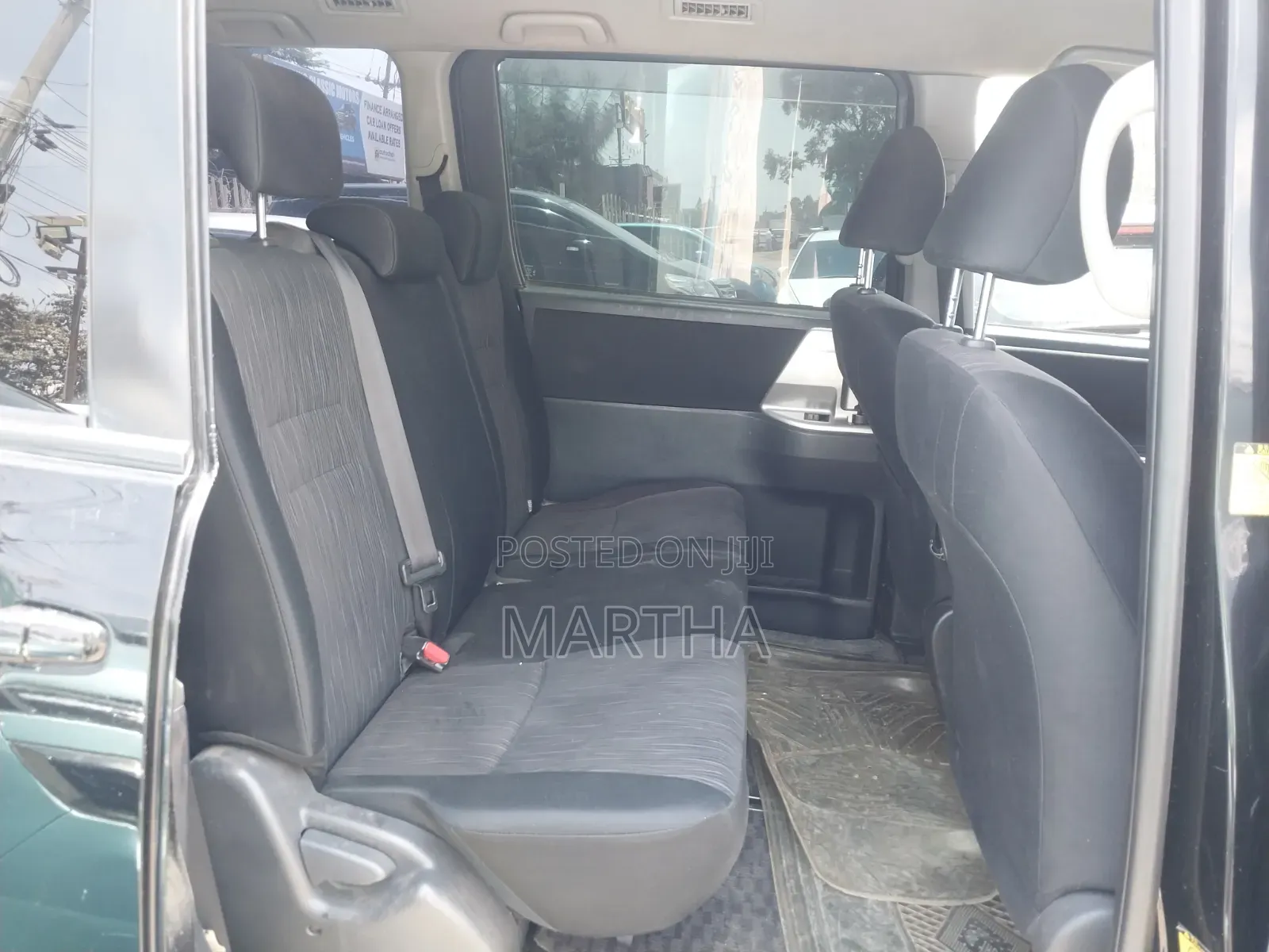 Toyota Noah 2012 Black