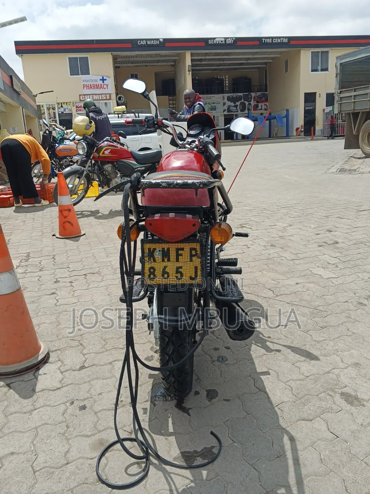 Bajaj Boxer 150 UG 2022 Red