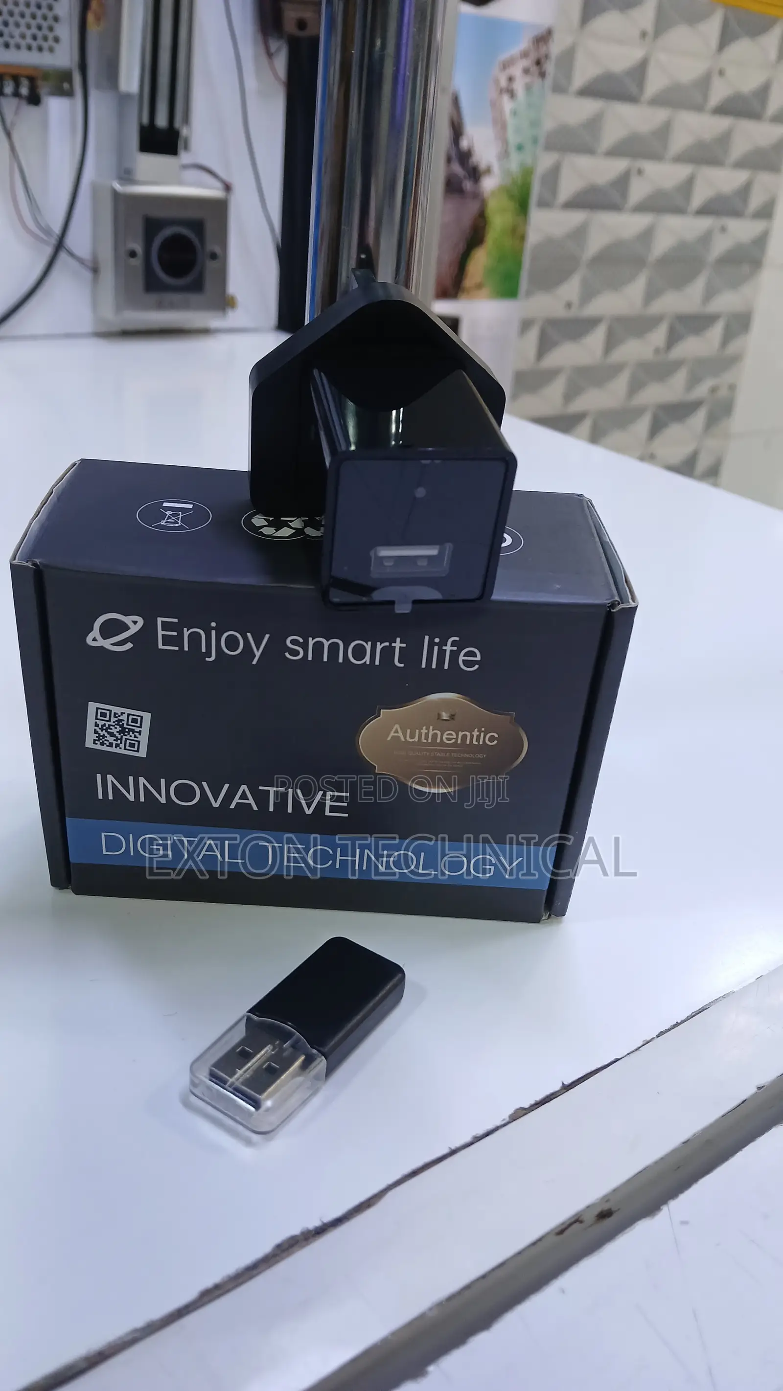 Wireless Wifi Mini Charger Hidden Spy Camera
