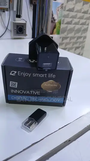 Wireless Wifi Mini Charger Hidden Spy Camera