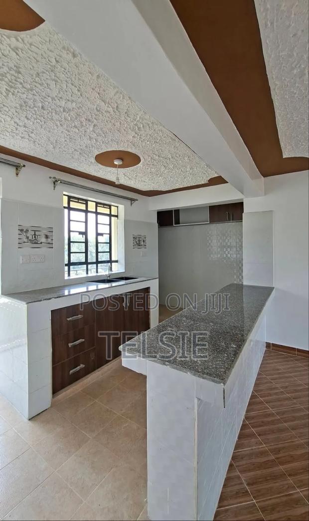 2bdrm Apartment in Zambezi for rent - thumbnail 3