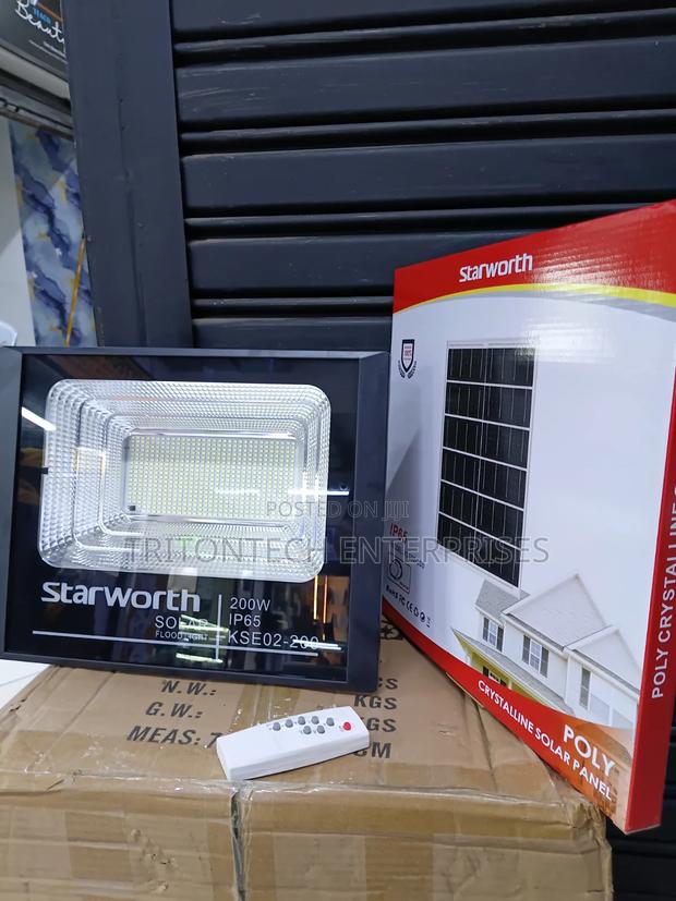 Starworth 200W Solar Flood Light IP65 Waterproof Outdoor Security Lamp
