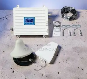 Long Term Reliability Tri Band GSM Mobile Cell Phone Booster