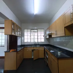3bdrm Apartment in Parklands for rent
