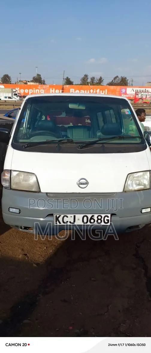 Nissan Vanette 2010 White - thumbnail 2
