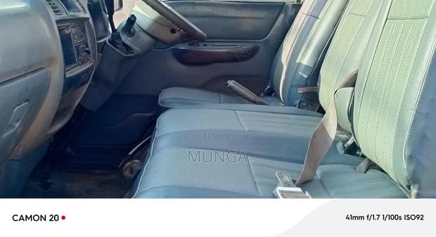 Nissan Vanette 2010 White - thumbnail 6