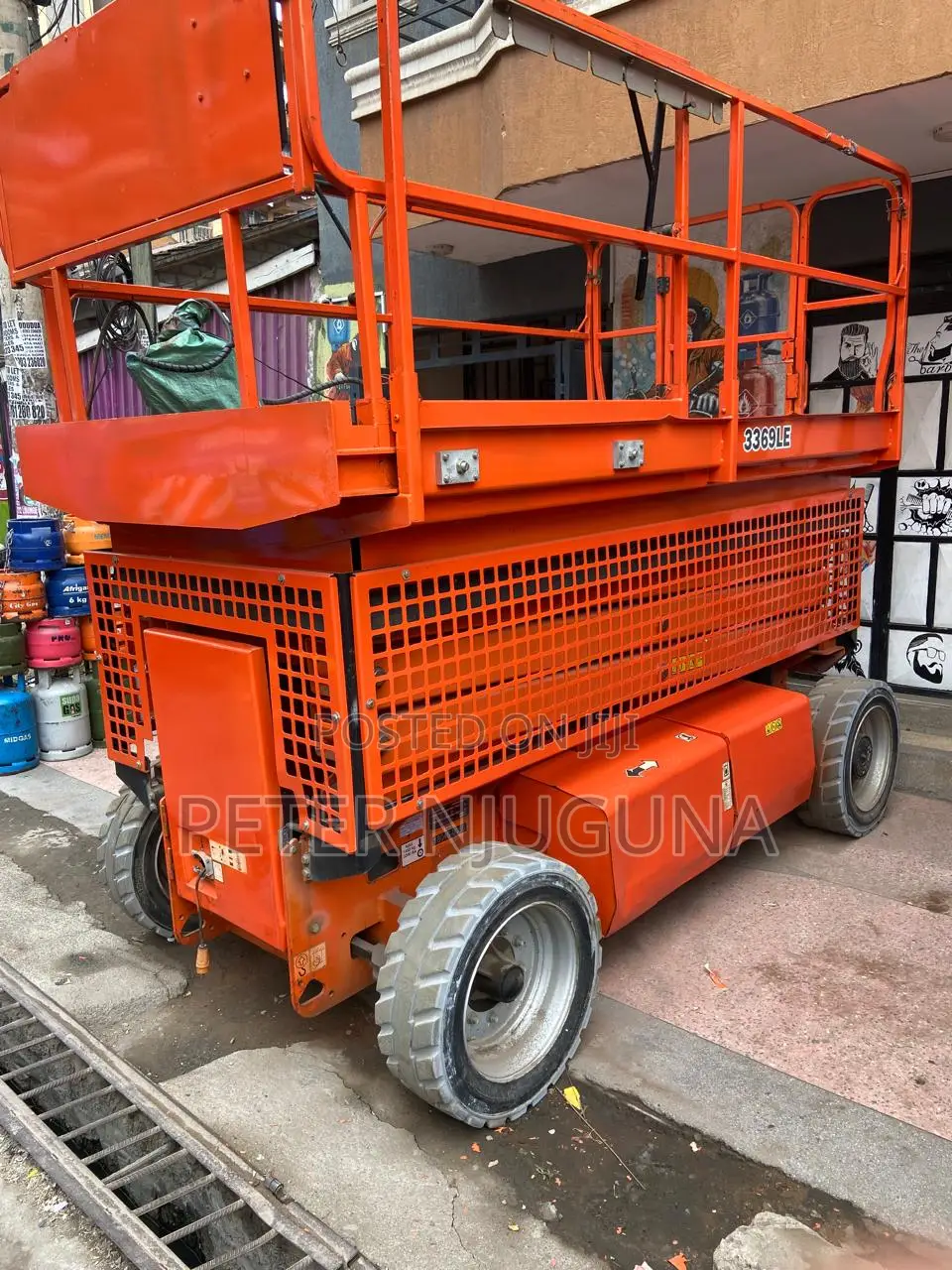 JLG 3369LE Scissor Lift Hire – Operator Included