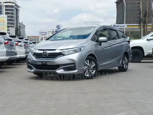 Honda Fit Shuttle 1.5 G 2WD 2019 Silver