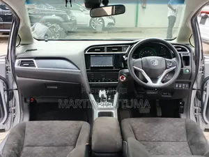 Honda Fit Shuttle 1.5 G 2WD 2019 Silver