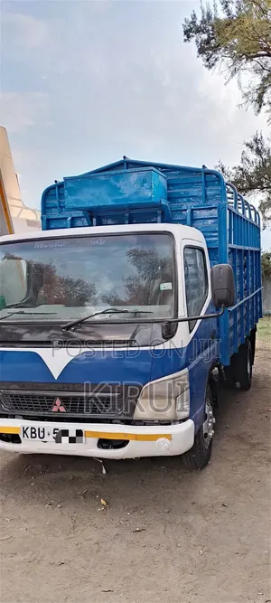 Mitsubishi Fuso 4D35 2005 Blue