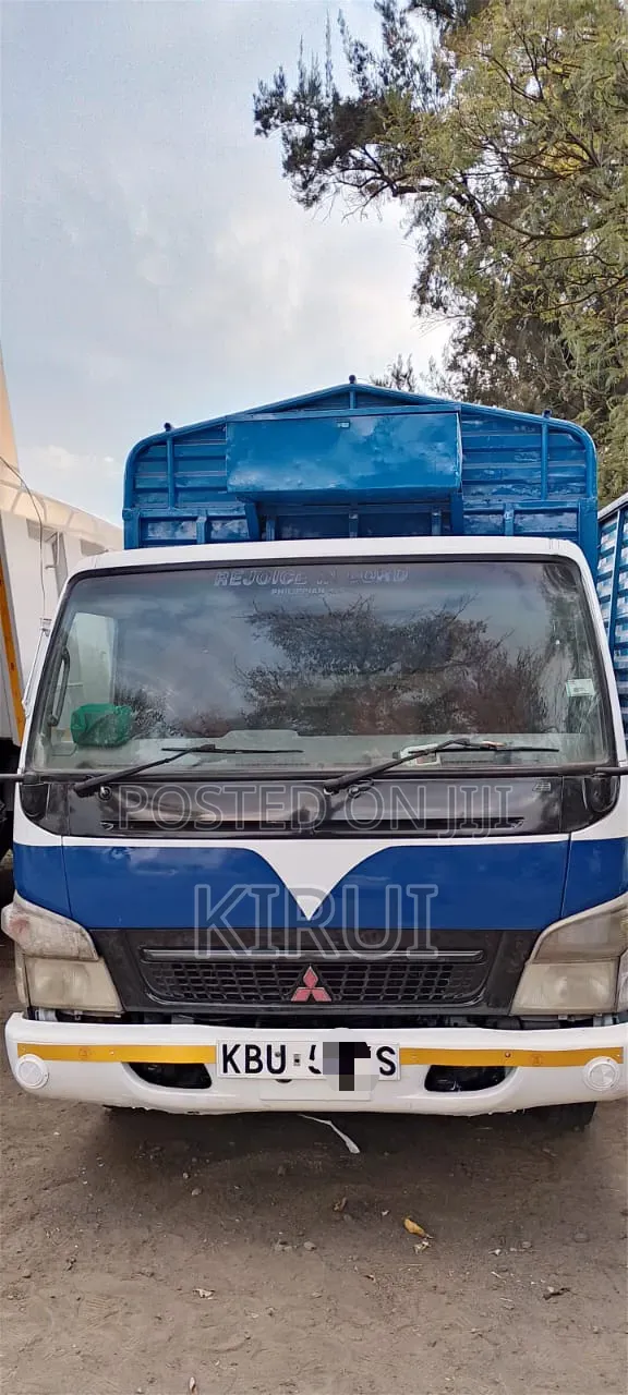 Mitsubishi Fuso 4D35 2005 Blue