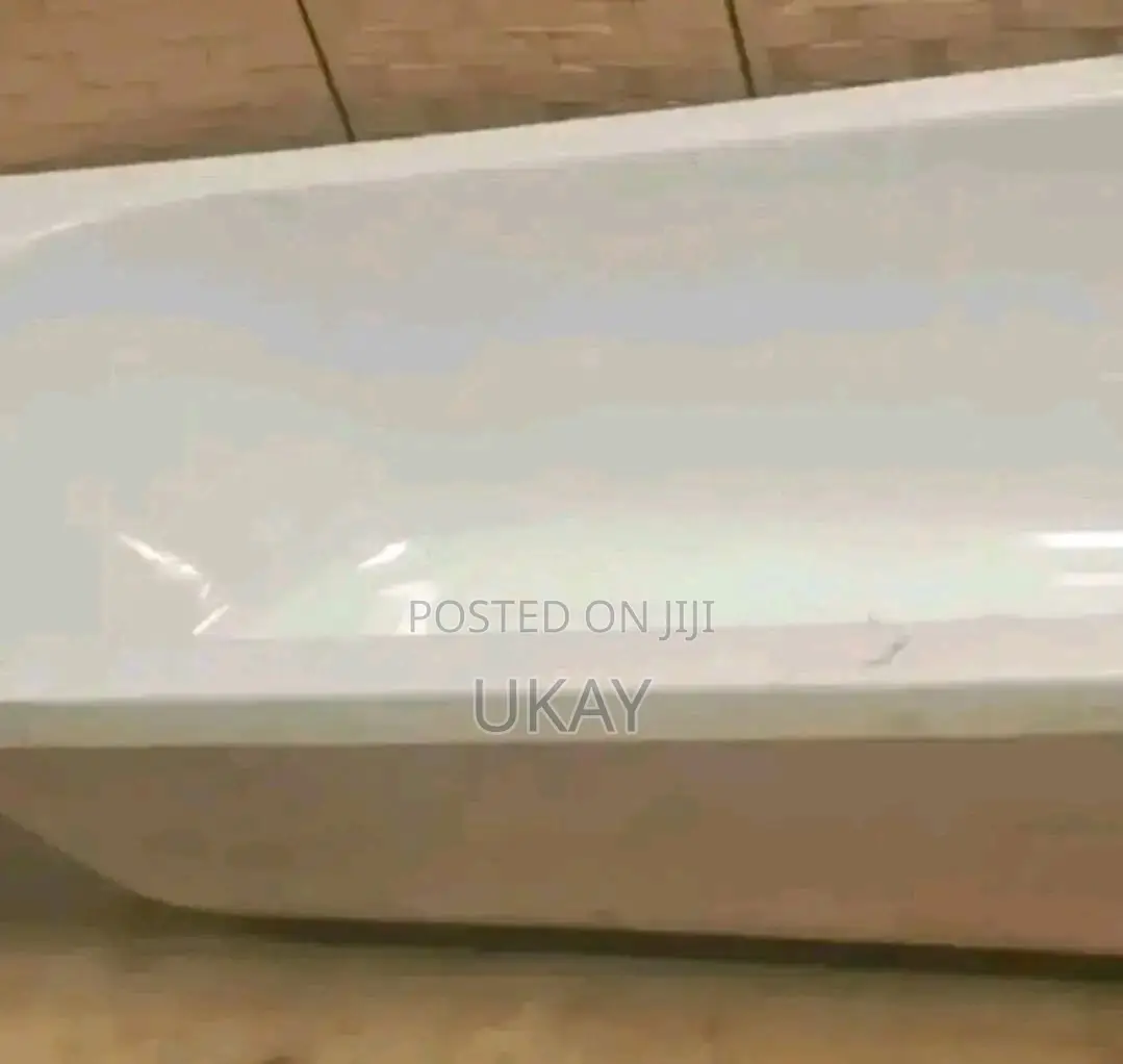 Bathtub-Acrylic Rectangular.