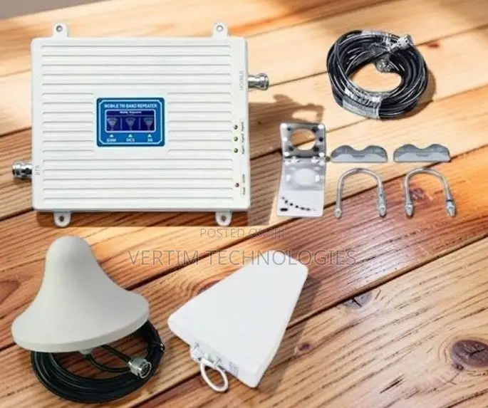 Inexpensive Tri Band GSM Mobile Cell Phone Networks Booster
