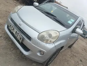 Toyota Passo 2012 Silver
