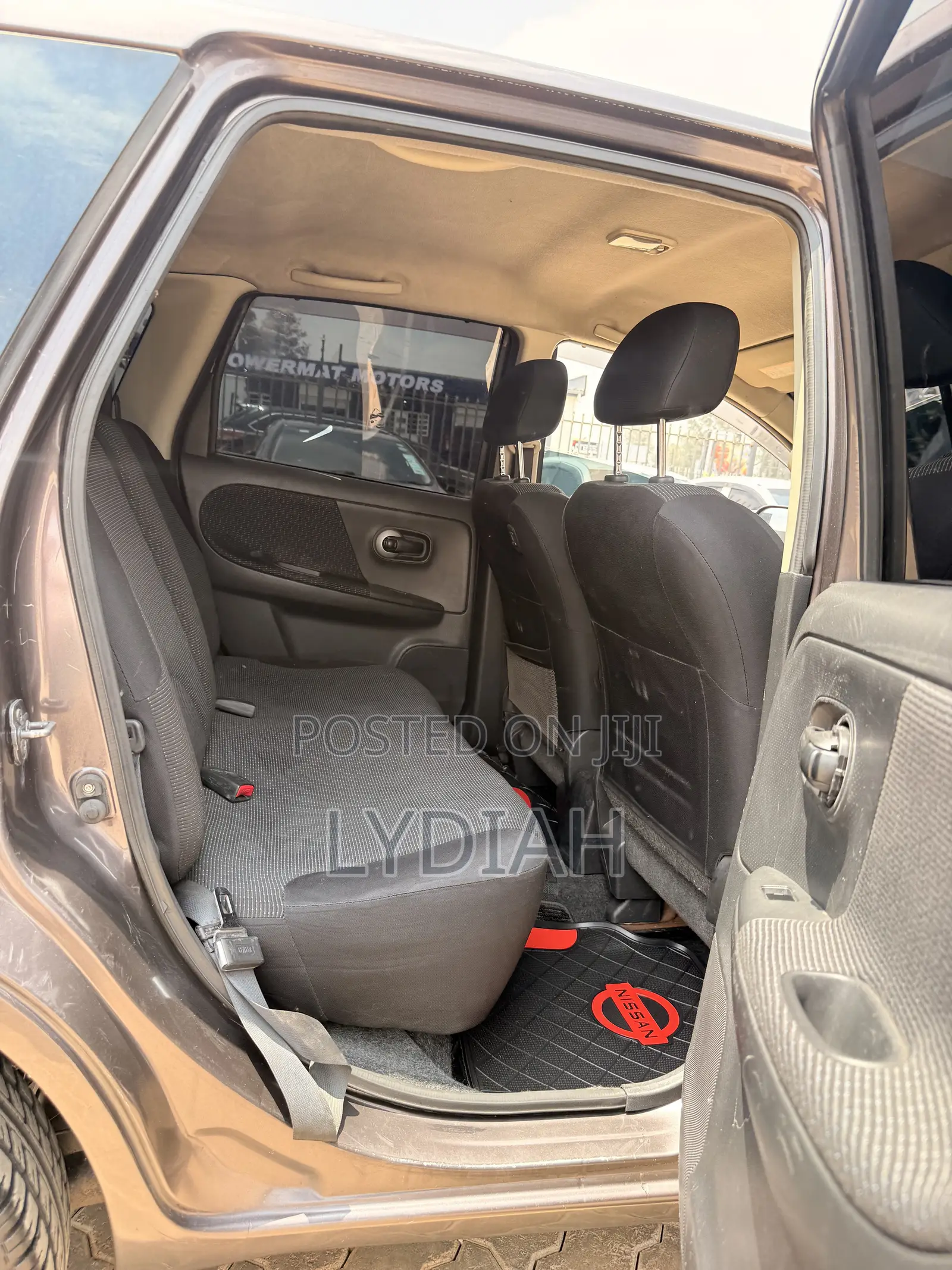 Nissan Note 2010 Purple