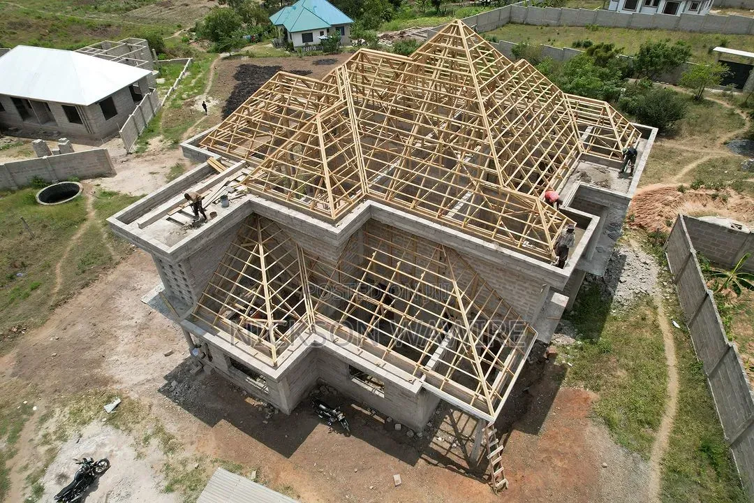 Roofing and Roof Repairs /Redesign