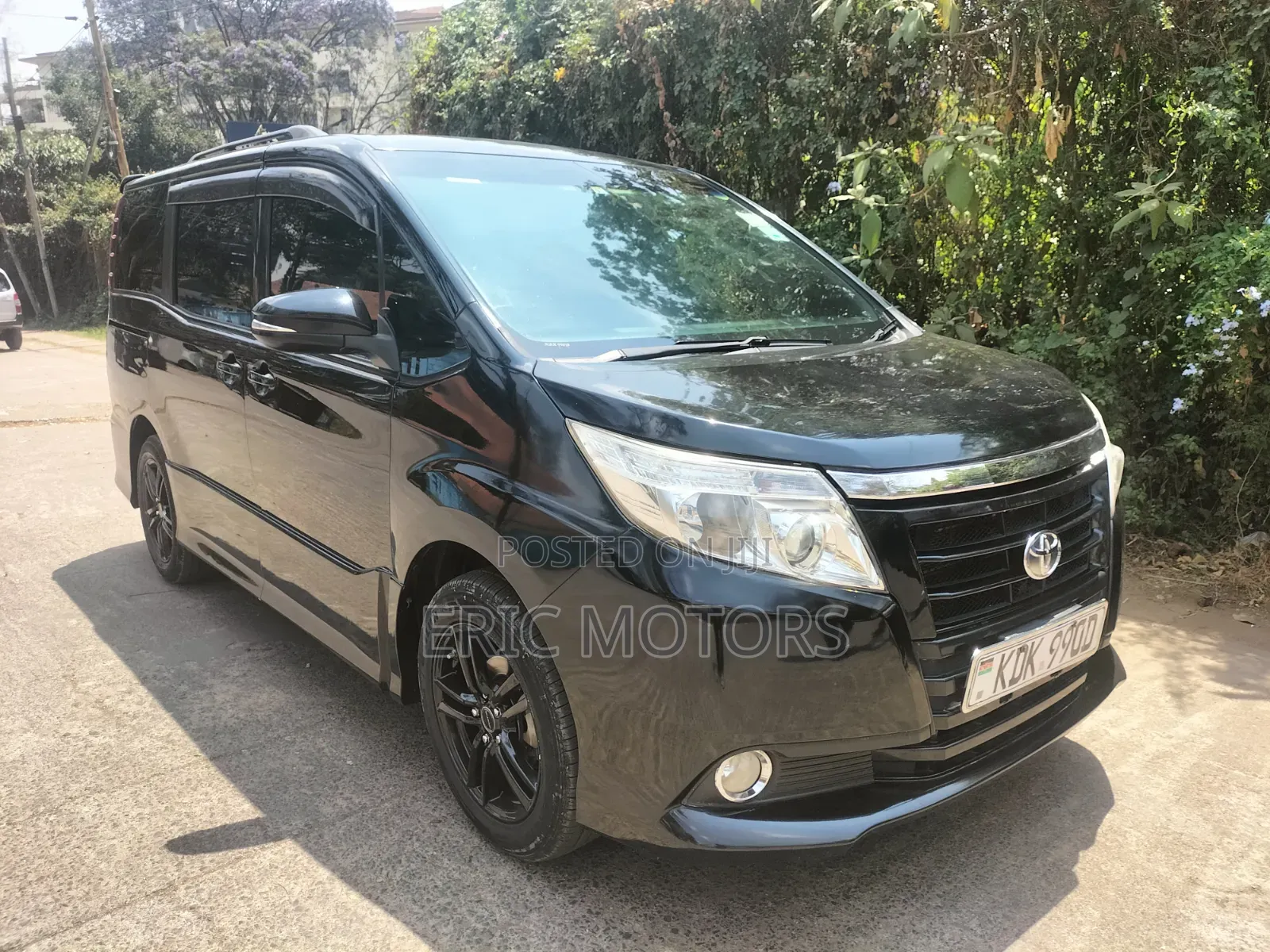 Toyota Noah 2015 Black