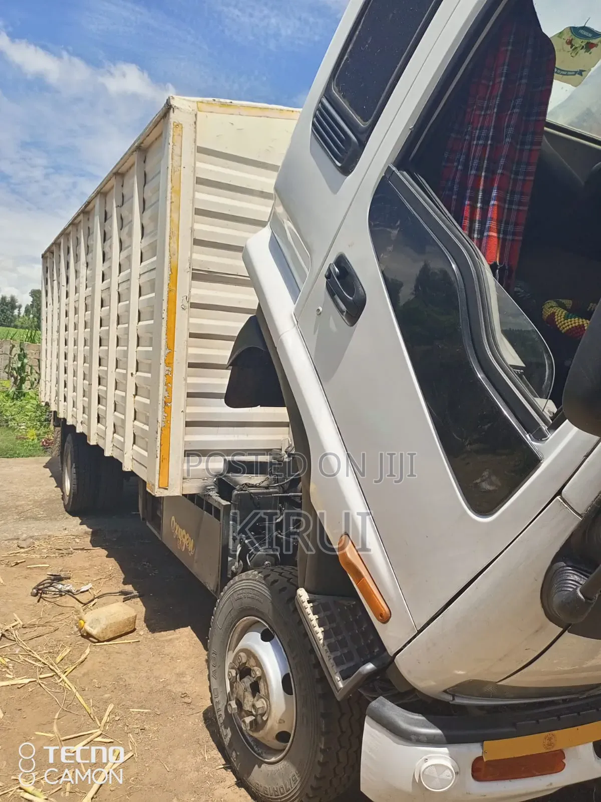 Isuzu FRR Lorry 2010 White