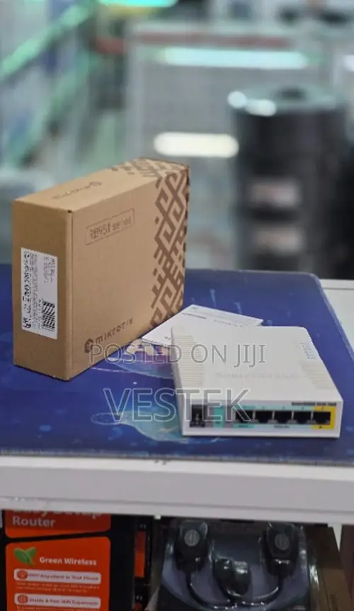 MikroTik RouterBOARD RB951 Series Wireless Router - Brand New