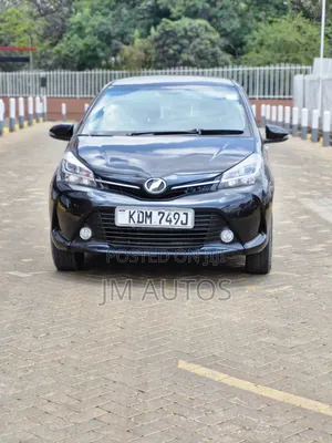 Toyota Vitz 1.3 FWD 3dr 2016 Black