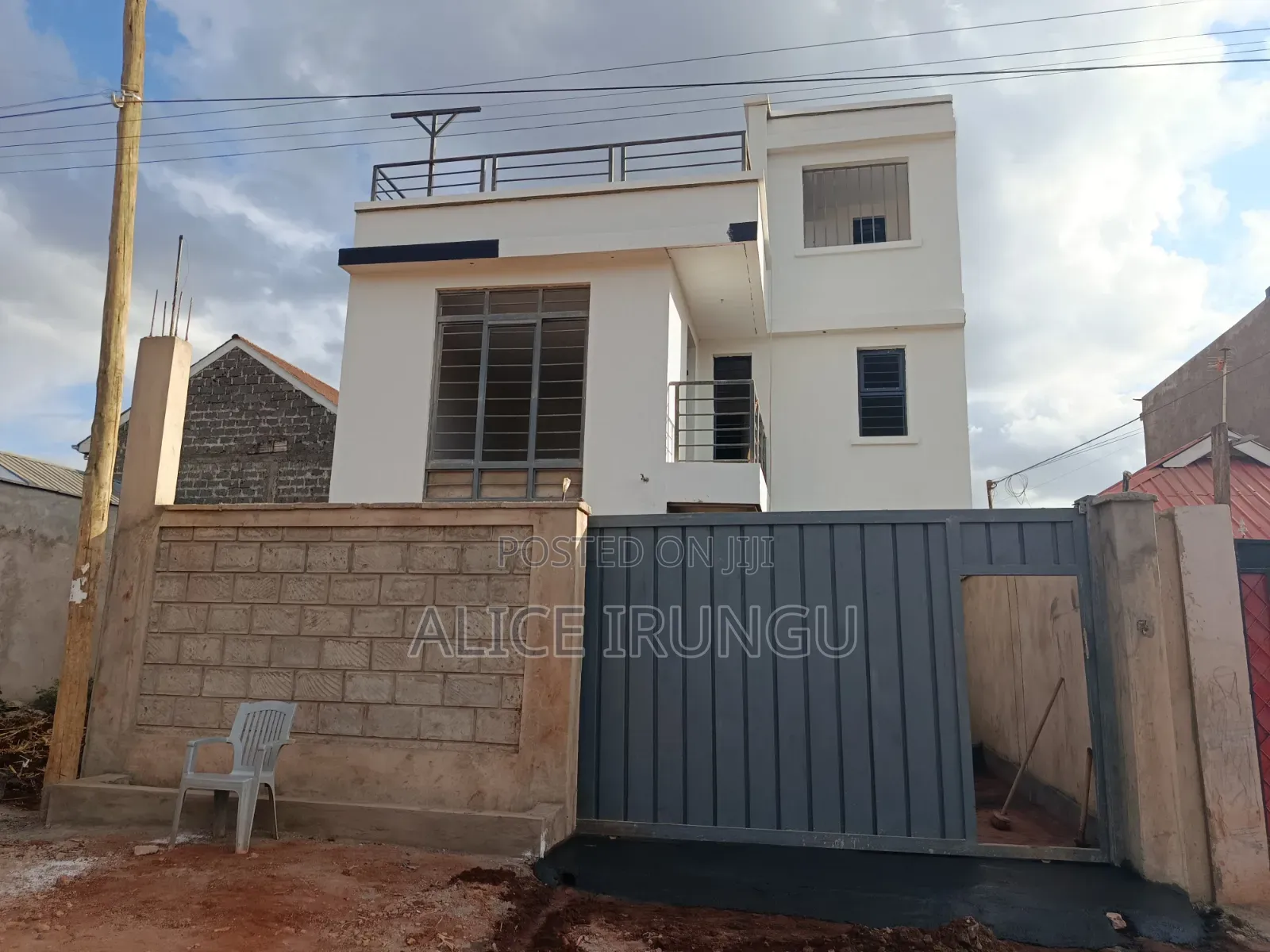 4bdrm Mansion in Riverside Estate, Kenyatta Road / Theta for sale