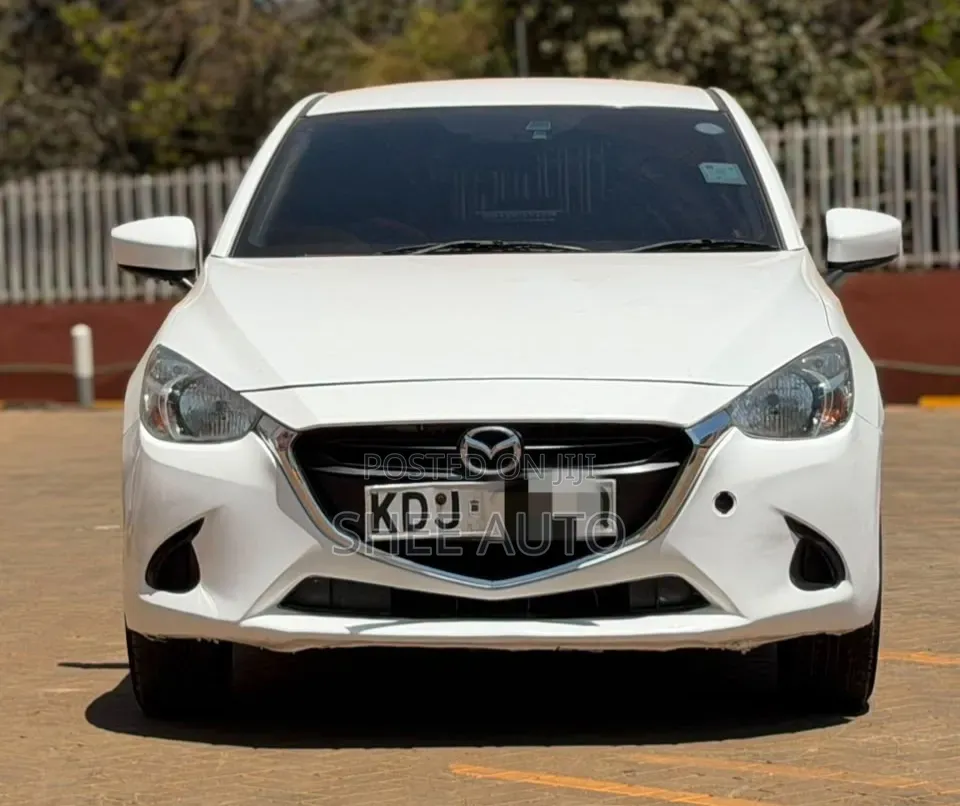 Mazda Demio 2015 White