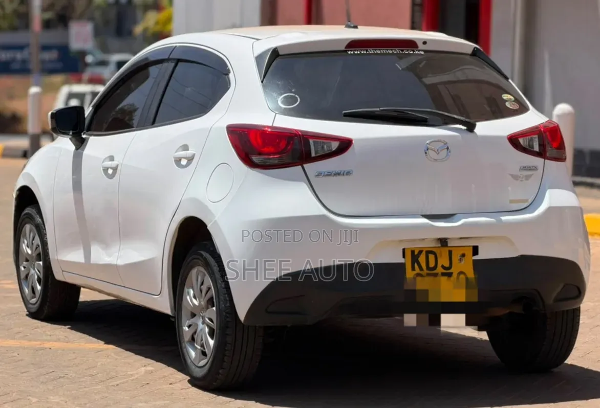 Mazda Demio 2015 White