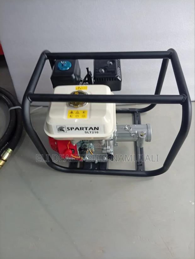 Spartan 45mm Concrete Poker Vibrator – 7HP Engine