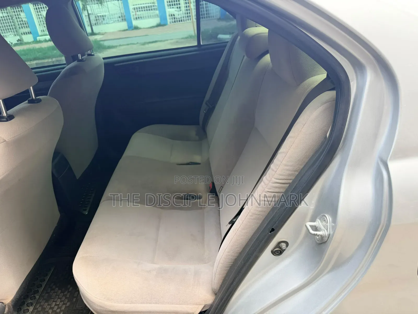 Toyota Axio 2017 Silver