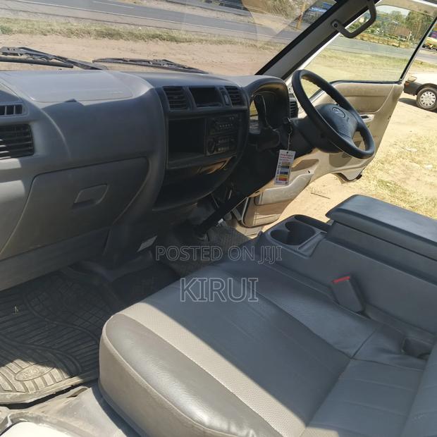 Mazda Bongo 2013 White - thumbnail 5