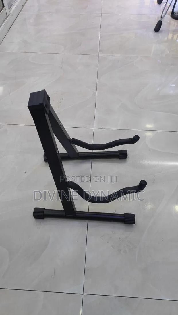 Guitar Stand