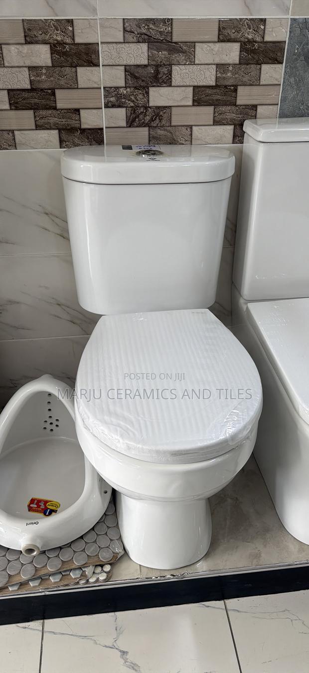 Victoria 2 PC Toilet