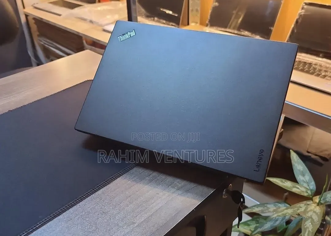 Laptop Lenovo ThinkPad X260 8GB Intel Core i5 SSD 256GB