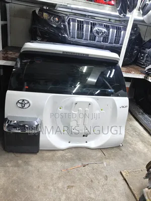 Prado 150/160 Boot With Spare Wheel 2015-2018