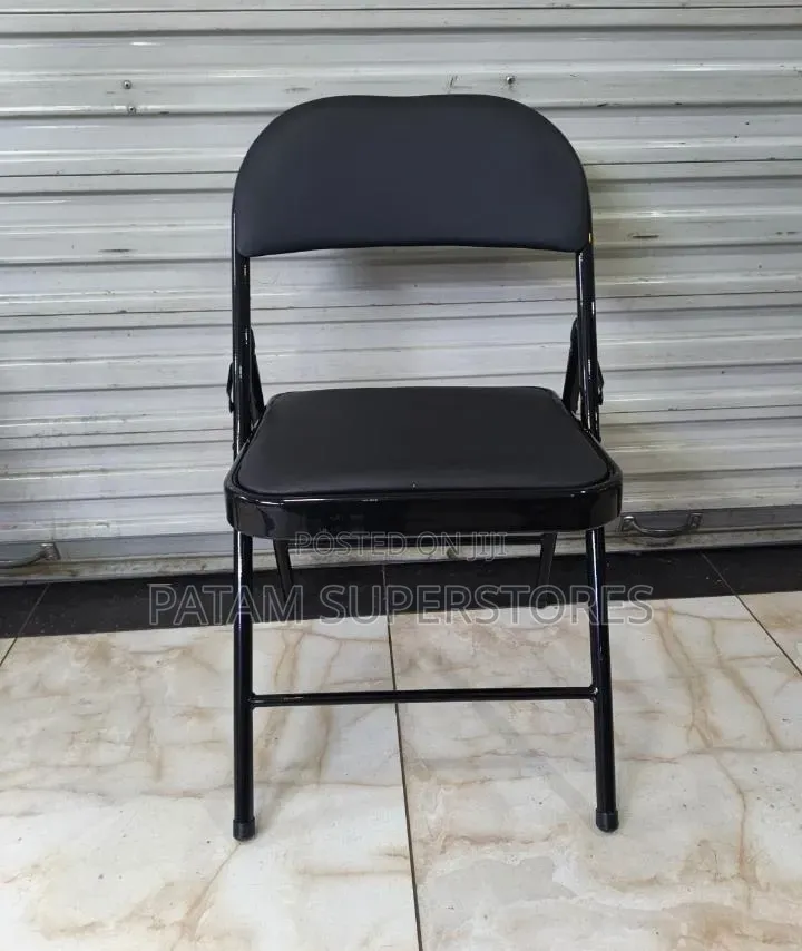 Foldable Black Event Chair
