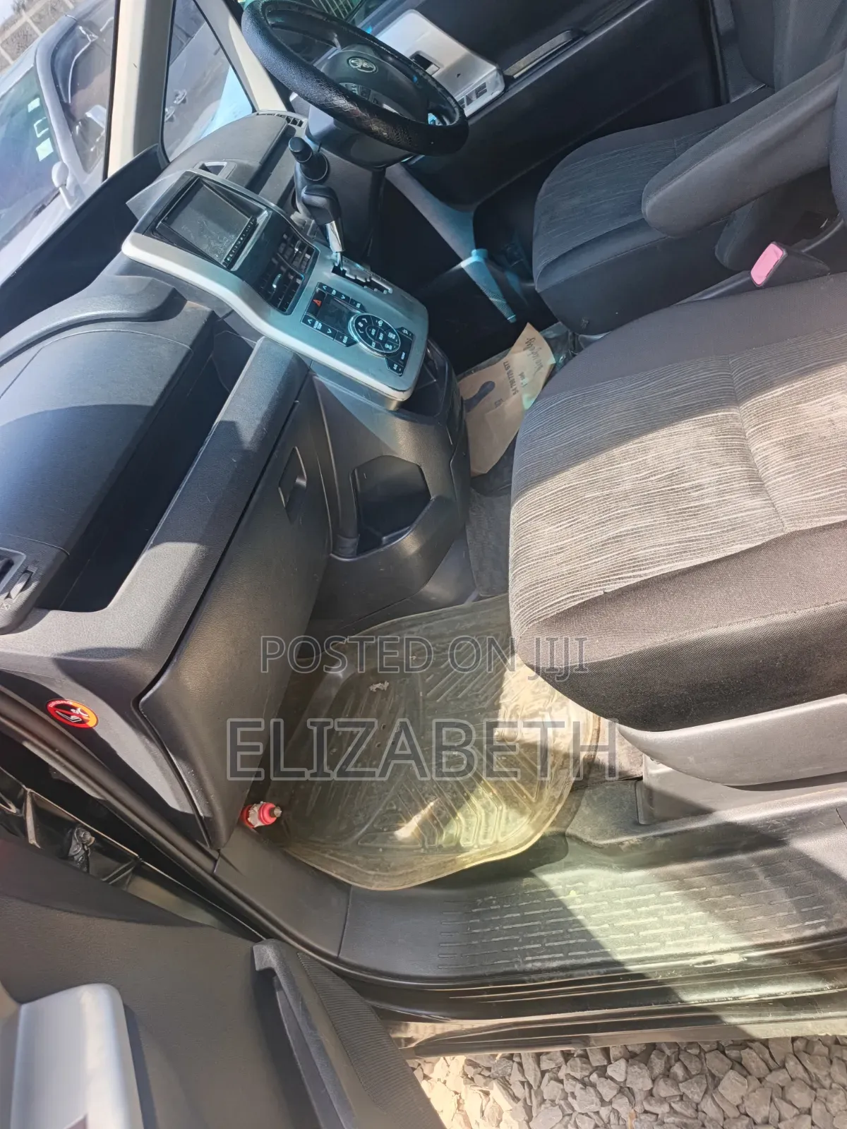 Toyota Noah 2012 Black