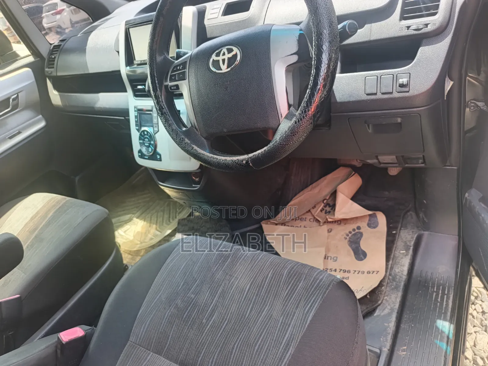 Toyota Noah 2012 Black
