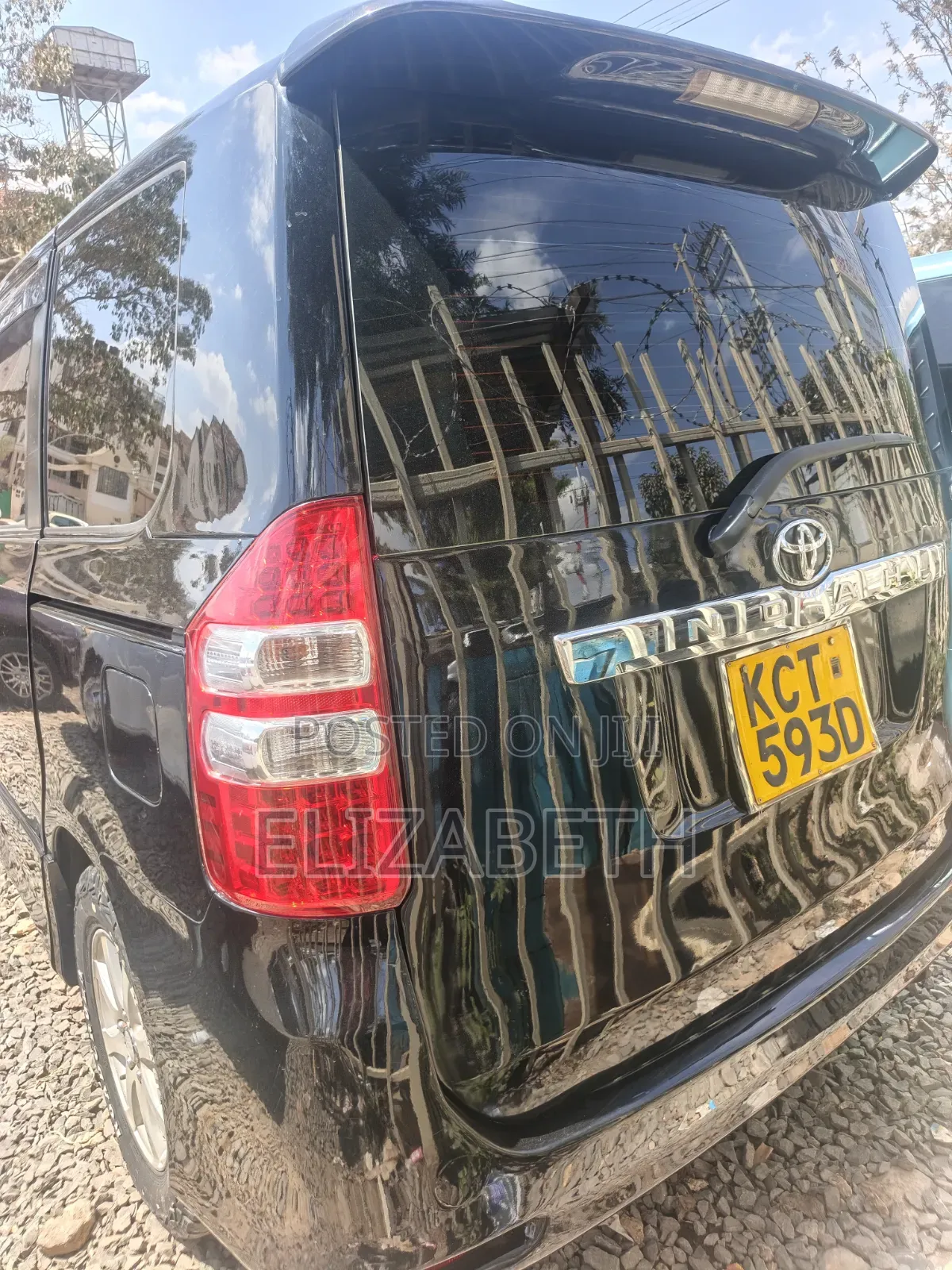 Toyota Noah 2012 Black