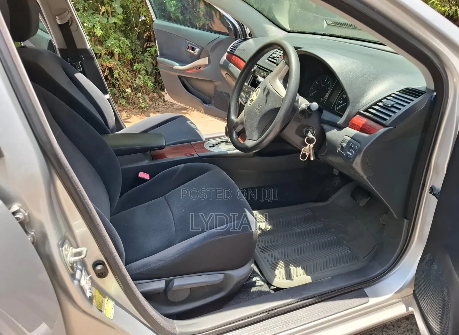Toyota Allion 2012 Silver